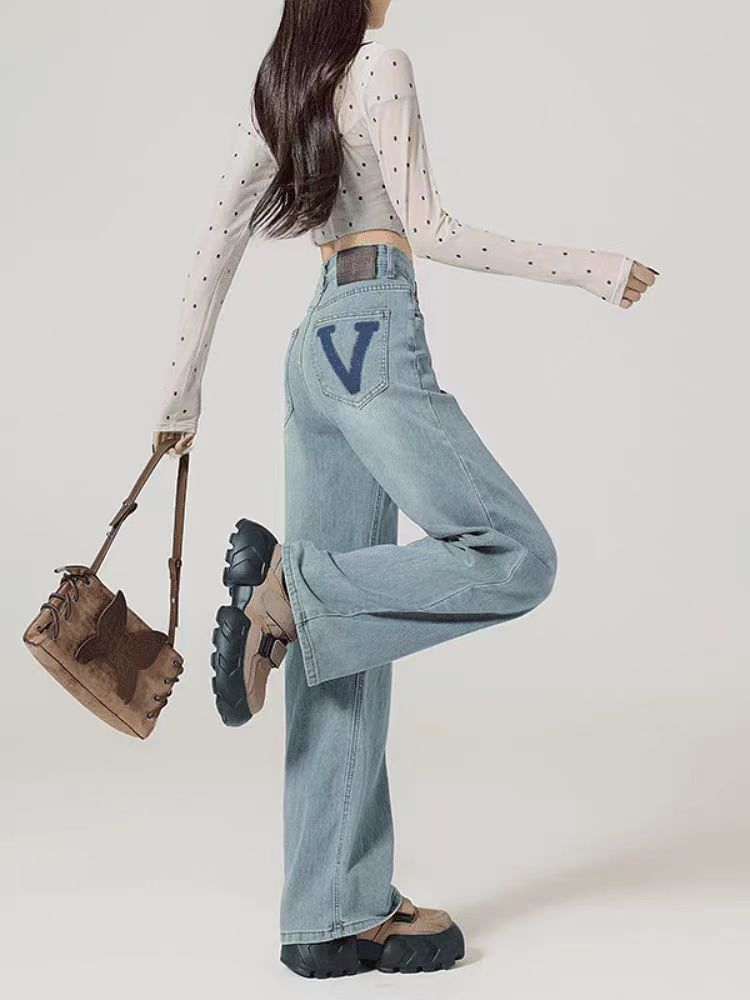 Spring V-Jeans